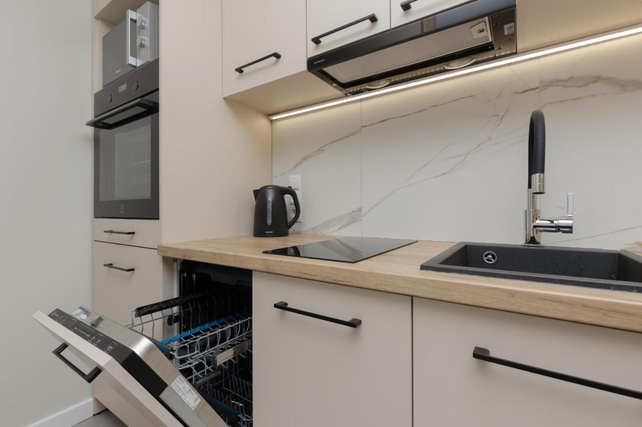 Aleja Jana Pawla II Studio Warsaw By Noclegi Renters Kültér fotó