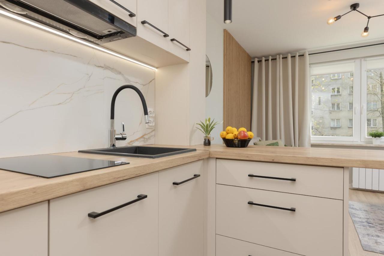 Aleja Jana Pawla II Studio Warsaw By Noclegi Renters Kültér fotó
