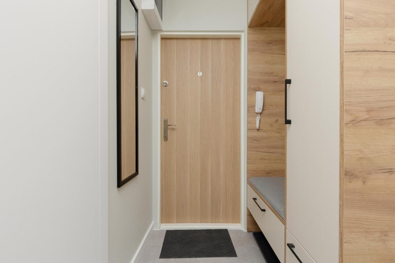 Aleja Jana Pawla II Studio Warsaw By Noclegi Renters Kültér fotó